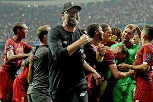 Jürgen Klopp imitó el grito de Rocky Balboa tras título con Liverpool