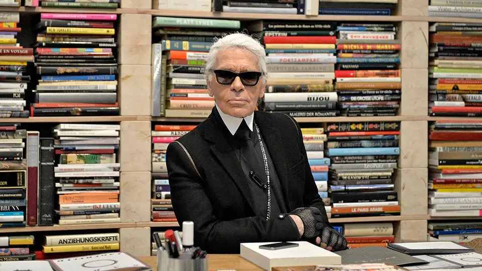 Fallece Karl Lagerfeld, icónico diseñador de Chanel