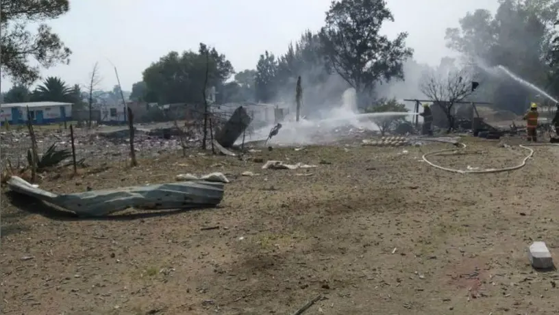 Explosión en taller de pirotecnia de Tultepec deja un muerto