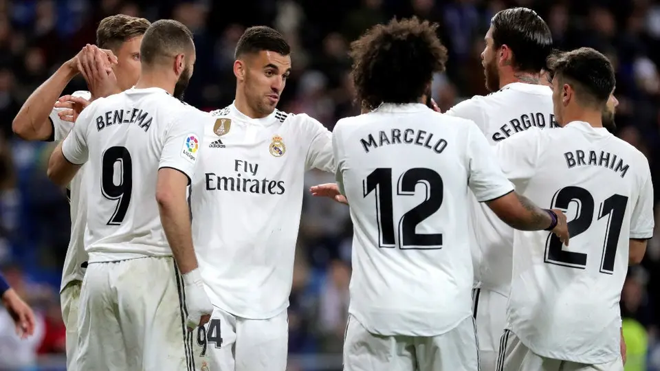 Benzema 'salva' al Real Madrid contra Huesca