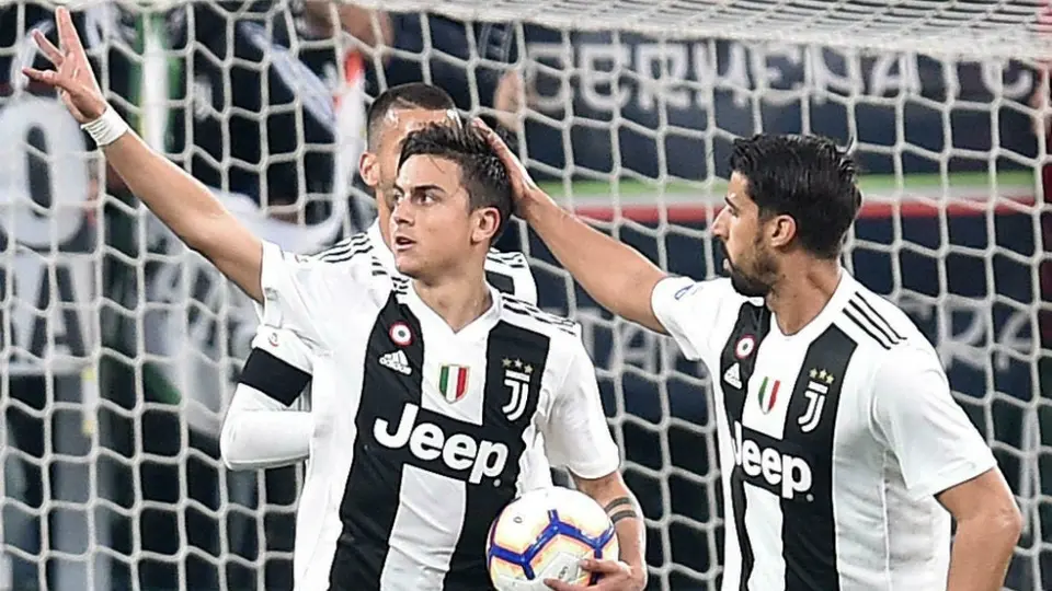 Juventus 'acaricia' título de Serie A tras remontar al Milan