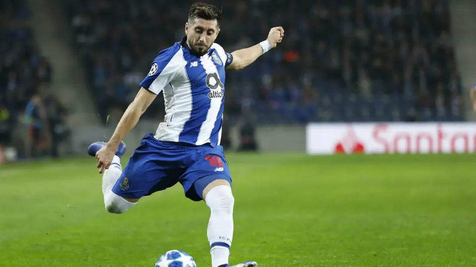 Héctor Herrera sería presentado el 1 de julio con Atlético de Madrid