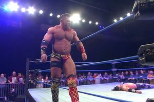 Brian Cage vence a Johnny Impact previo a Rebellion
