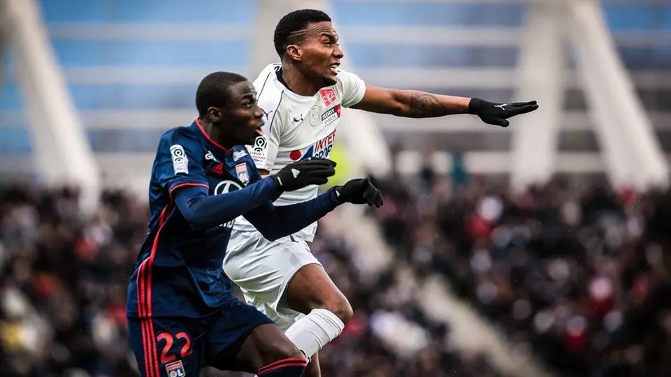 Olympique de Lyon desmintió arreglo con Real Madrid por Mendy 