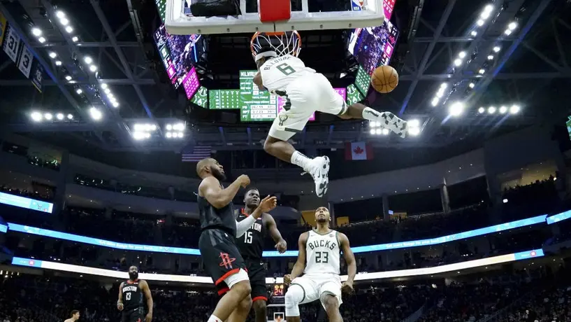 Milwaukee aplasta a Houston con gran actuación de Eric Bledsoe
