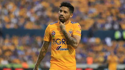 Javier Aquino, preocupado porque Tigres no ha jugado del todo bien