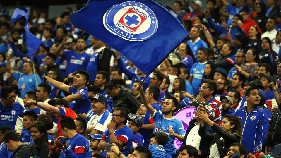 Billy Álvarez pide lealtad a la afición de Cruz Azul previo a duelo vs América
