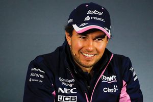 Checo Pérez se luce y finaliza octavo en el GP de China