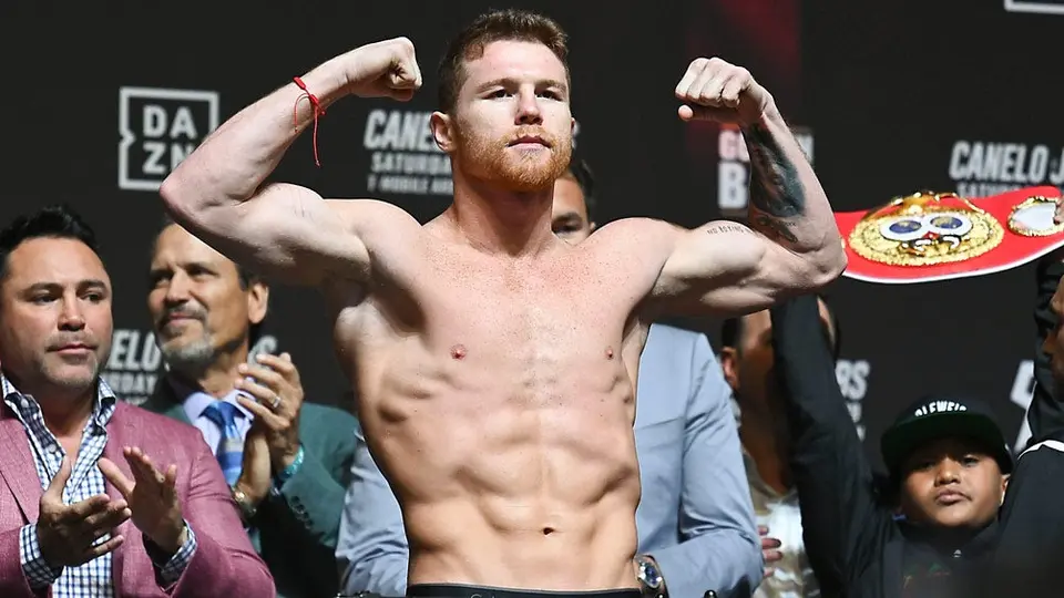 Canelo sólo es superado por Messi, CR7 y Neymar en ganancias