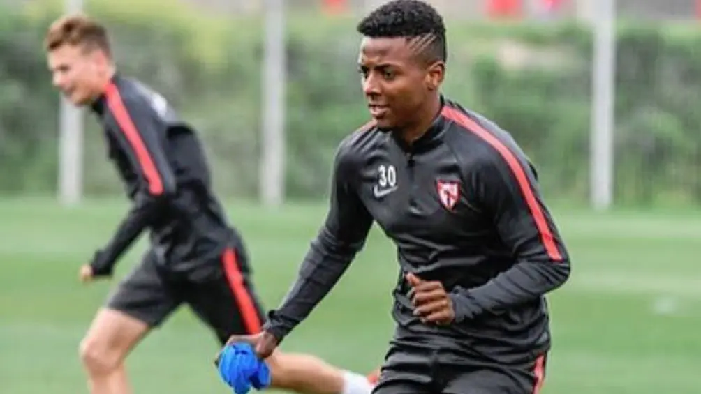 Joao Maleck, durante un entrenamiento con Sevilla Atlético | INSTAGRAM @JOAOMALECK_9