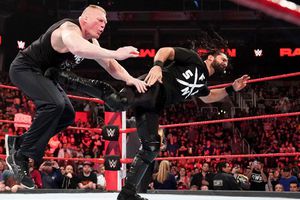 Rollins y Lynch eligen a campeones de RAW para WrestleMania
