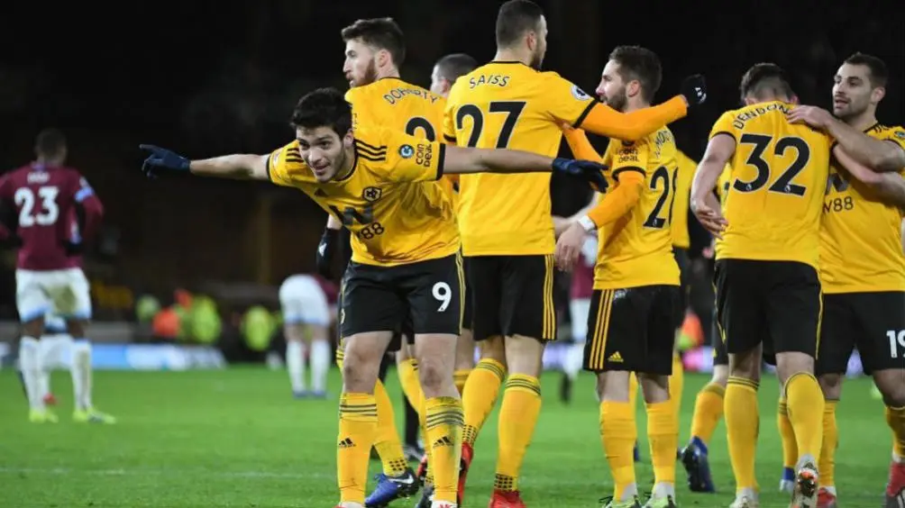 Raúl Jiménez festeja un gol con los Wolves | TWITTER @RAUL_JIMENEZ9