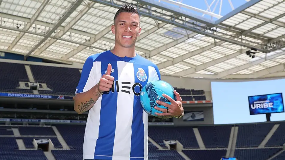 Mateus Uribe, heredero de Héctor Herrera en el Porto