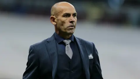 'Es un orgullo que mi nombre suene para Chivas': Paco Jémez