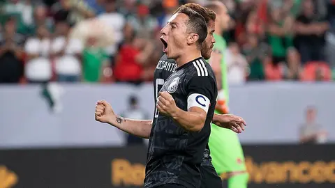 Guardado iguala a Zague como máximo goleador de México en Copa Oro