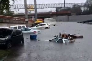 Fuerte lluvia dejó inundaciones y otras afectaciones en Monterrey