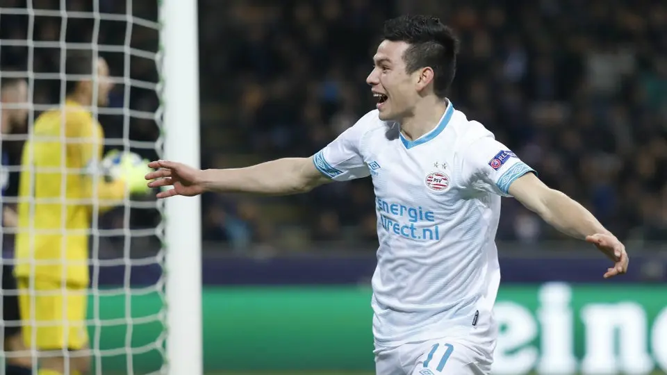PSG volvería a la puja contra el Napoli por Chucky Lozano
