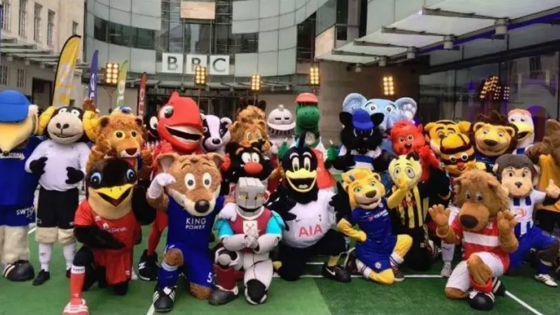 Mascotas de Premier League protagonizan gracioso baile