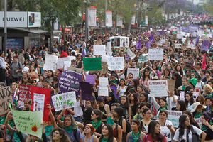 Marcha por el Día de la Mujer tiene más de 8 mil asistentes en CDMX