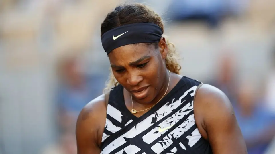 Serena Williams, eliminada de Roland Garros tras caer ante Kenin