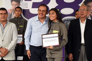 Cuauhtémoc Blanco lloró al entregar reconocimientos a medallistas en Morelos