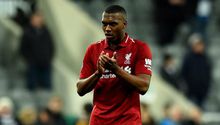 Daniel Sturridge, Campeón con Liverpool, come escamoles en visita a México