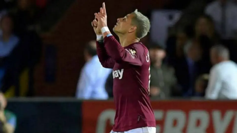Chicharito presumió nuevo 'look' a la moda en triunfo del West Ham