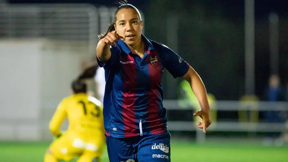 Charlyn Corral abandona al Levante tras cuatro temporadas