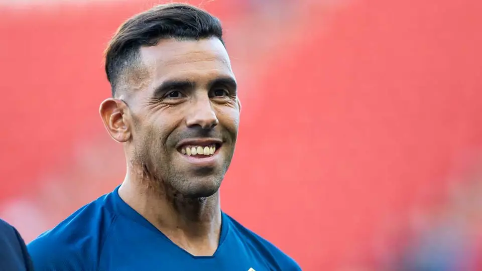 Carlos Tévez estalla contra periodista: "siempre dices lo mismo"
