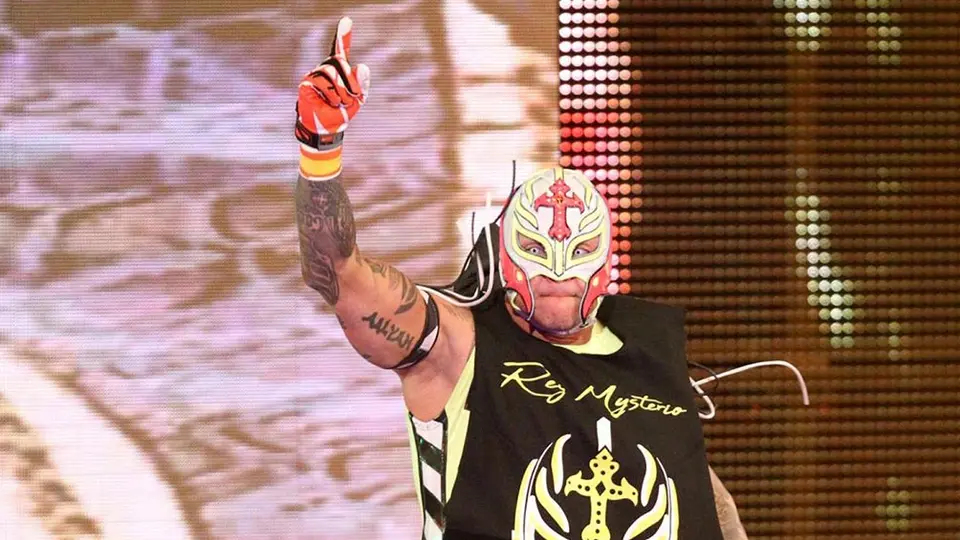 Rey Mysterio tendría lucha con su hijo