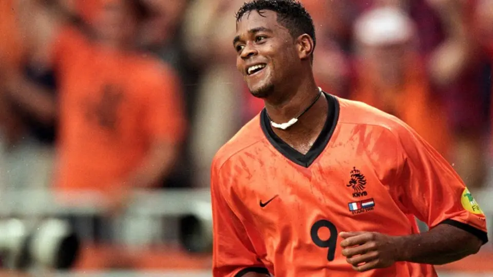 Patrick Kluivert asegura que le habría gustado jugar en América