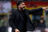 Genaro Gatusso dirigiendo al Milan | AP