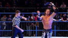 Johnny Impact retiene el campeonato Mundial en fatal de cuatro esquinas