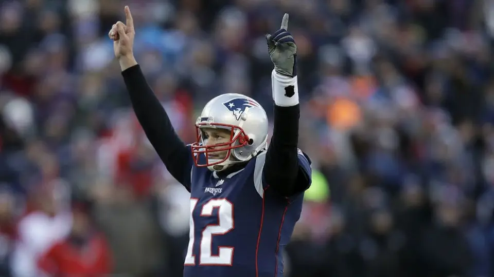 Patriots accede por octava temporada consecutiva a Final de la AFC