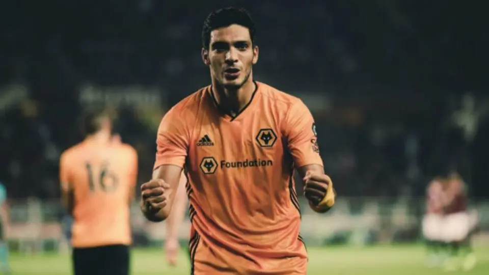 Raúl Jiménez marca por cuarto partido consecutivo en el Wolverhampton vs Everton