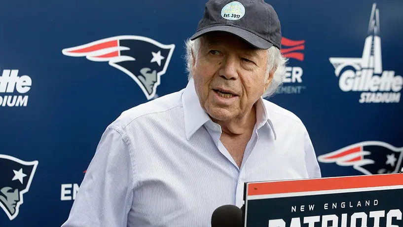 Dueño de Patriots pagó por sexo previo a Final de AFC, revela policía