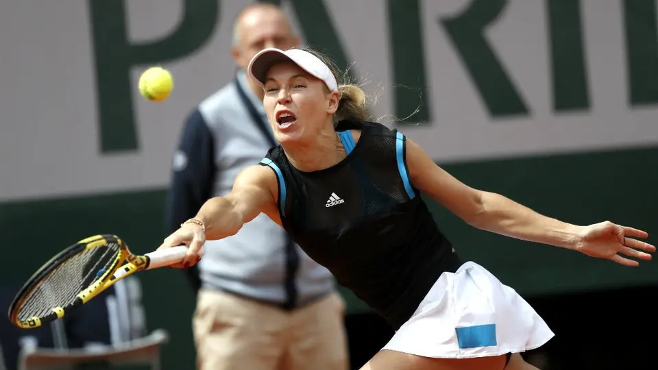 Caroline Wozniacki cayó en la primera ronda de Roland Garros