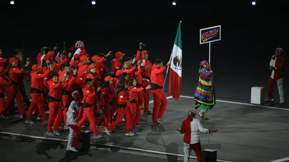 De la Torre: "vestimenta de México en Panamericanos no fue por austeridad"