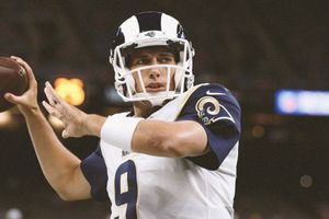 Luis Pérez, nuevo quarterback de los Philadelphia Eagles