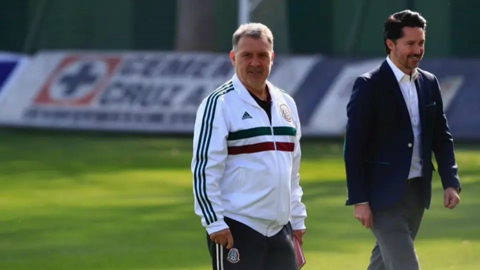 Martino visita La Noria para conocer a jugadores de Cruz Azul