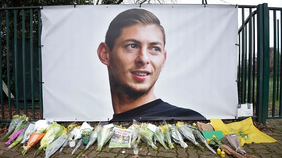 Premier League ofrecerá minuto de silencio por Emiliano Sala