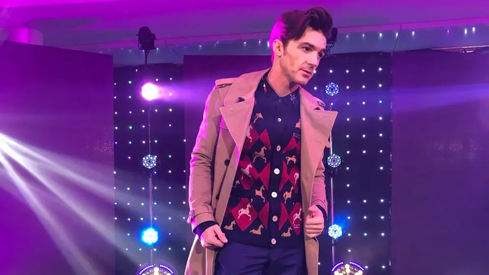 Drake Bell, Sergi Roberto y otros famosos se suman a fiebre del 'ontas' en redes