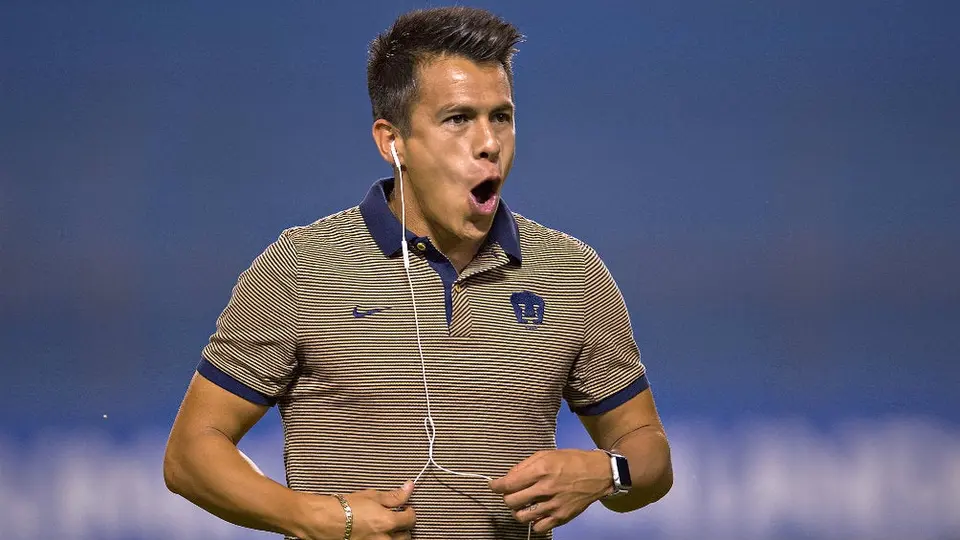 Chelo Alatorre solicita ayuda para encontrar su cartera