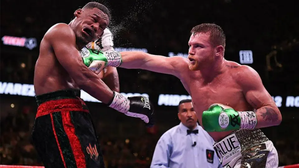 TV Azteca 'noquea' a Televisa en combate de Canelo vs Jacobs