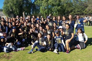 Equipo femenil de tocho abandona campo en CU tras hostigamiento