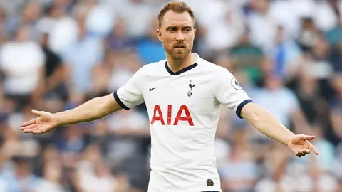 Eriksen: 'Ojalá pudiera decidir mi futuro como en el Football Manager'