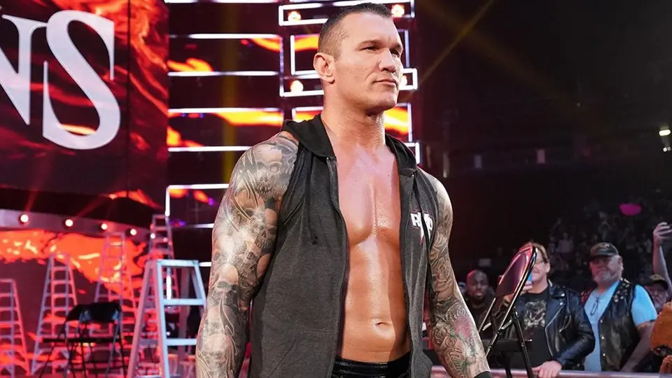 Randy Orton, último en entrar en la Elimination Chamber