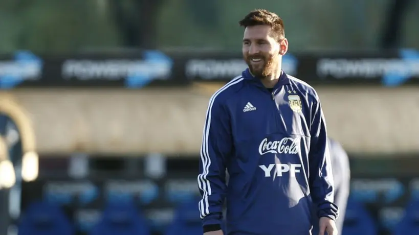 Jugador mexicano presumió video en el que Messi le envía saludos