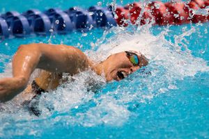 Diputado del PAN cuestiona aumento en beca a nadadora Liliana Ibáñez