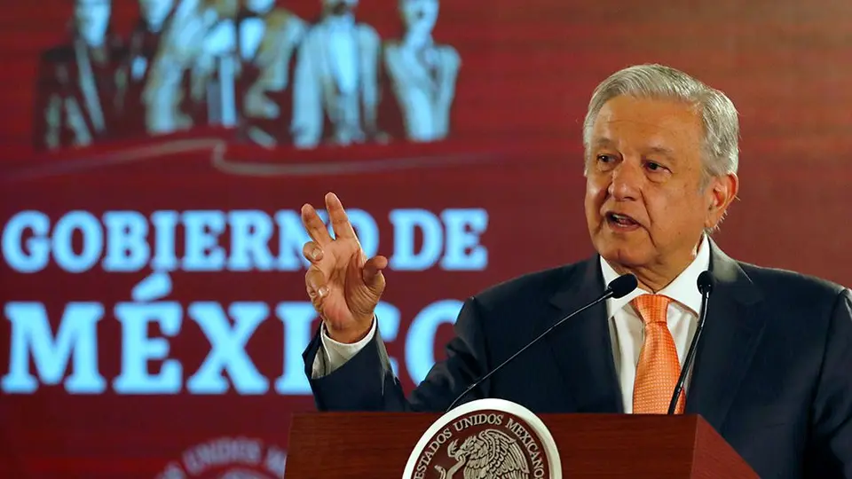 AMLO anuncia que construcción del nuevo aeropuerto inicia el 29 de abril